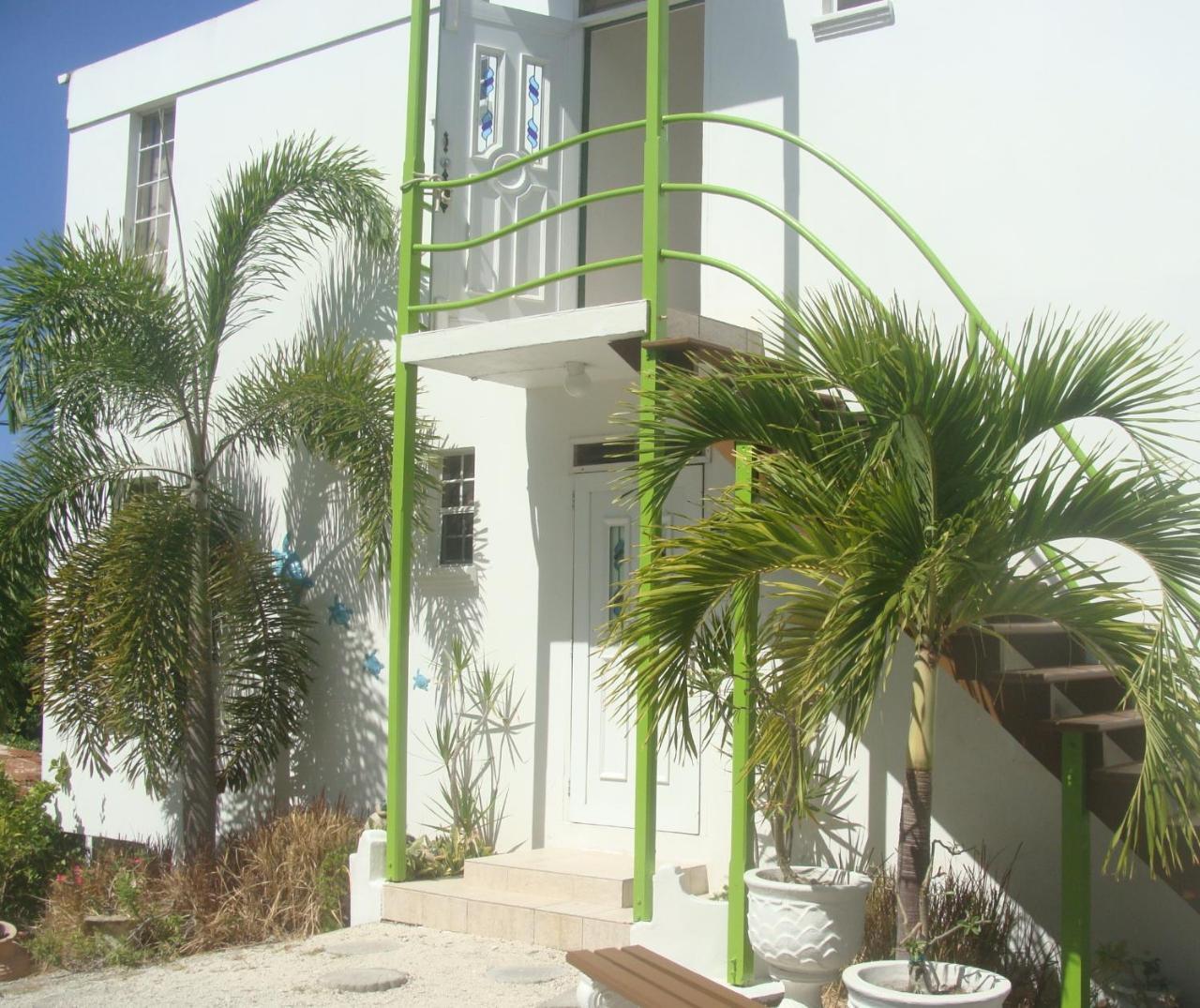 Coral Lane Beach Apartments Άγιος Ιάκωβος Εξωτερικό φωτογραφία